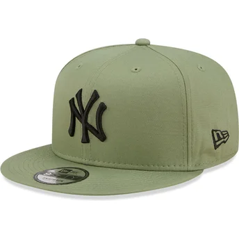 siltovka-rovna-zelena-snapback-9fifty-league-essential-new-york-yankees-mlb-new-era
