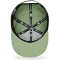 siltovka-rovna-zelena-snapback-9fifty-league-essential-new-york-yankees-mlb-new-era