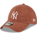 siltovka-zaoblena-hneda-upravena-39thirty-cord-new-york-yankees-mlb-new-era