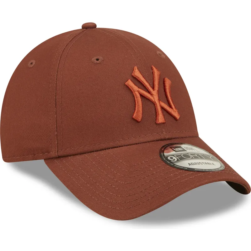 siltovka-zaoblena-hneda-nastavitelny-9forty-league-essential-new-york-yankees-mlb-new-era