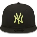 siltovka-rovna-cierna-snapback-9fifty-league-essential-new-york-yankees-mlb-new-era