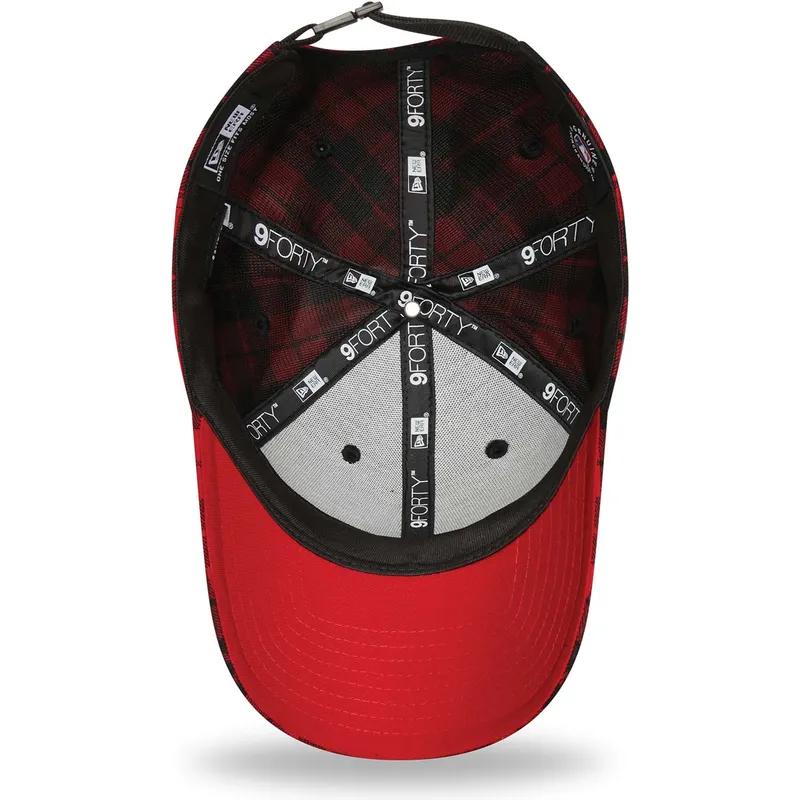 siltovka-zaoblena-cervena-nastavitelny-9forty-plaid-boston-red-sox-mlb-new-era siltovka-zaoblena-cervena-nastavitelny-9forty-plaid-boston-red-sox-mlb-new-era