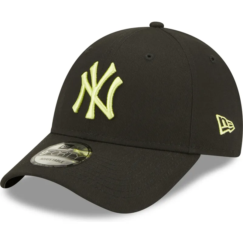 siltovka-zaoblena-cierna-nastavitelny-9forty-league-essential-new-york-yankees-mlb-new-era siltovka-zaoblena-cierna-nastavitelny-9forty-league-essential-new-york-yankees-mlb-new-era