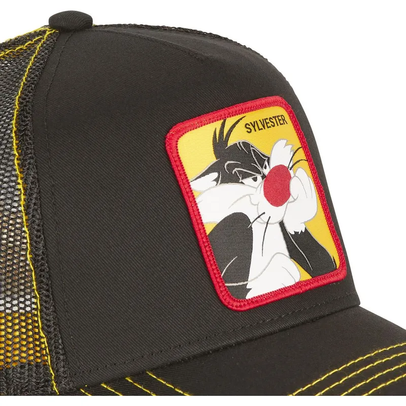 cap-zaoblena-black-snapback-silvestre-looney-tunes-capslab
