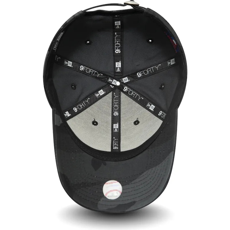 siltovky-zaoblena-kamuflaz-nastavitelny-pasik-9forty-league-essential-new-york-yankees-mlb-new-era