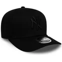 cap-zaoblena-black-snapback-9fifty-tonal-stretch-snap-new-york-yankees-mlb-new-era