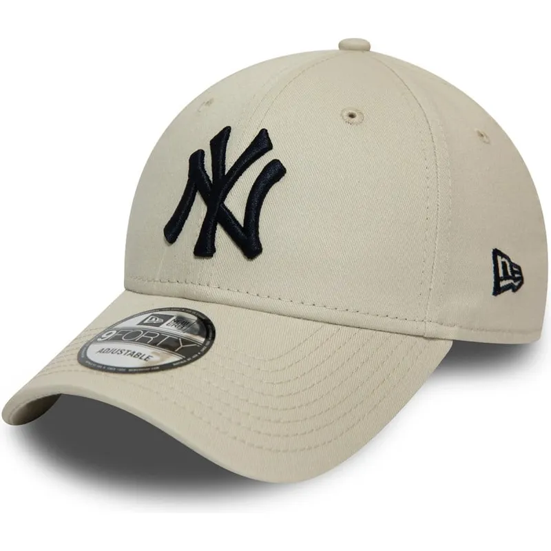 cap-zaoblena-beige-adjustable-strap-negro-9forty-league-essential-new-york-yankees-mlb-new-era