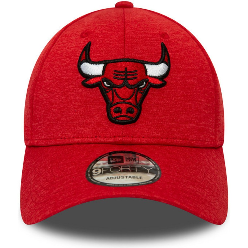 new-era-curved-brim-9forty-shadow-tech-chicago-bulls-nba-red-adjustable-cap