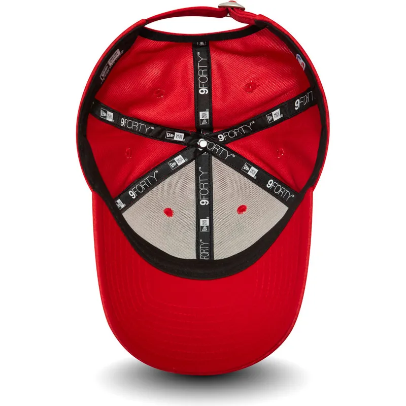 siltovka-zaoblena-cervena-nastavitelny-9forty-shadow-tech-chicago-bulls-nba-new-era siltovka-zaoblena-cervena-nastavitelny-9forty-shadow-tech-chicago-bulls-nba-new-era