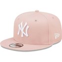 new-era-flat-brim-9fifty-league-essential-new-york-yankees-mlb-pink-snapback-cap