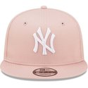 new-era-flat-brim-9fifty-league-essential-new-york-yankees-mlb-pink-snapback-cap