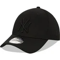 siltovka-zaoblena-cierna-snapback-9forty-league-essential-new-york-yankees-mlb-new-era
