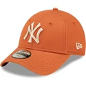 cap-zaoblena-orange-adjustable-strap-pre-deti-9forty-league-essential-new-york-yankees-mlb-new-era