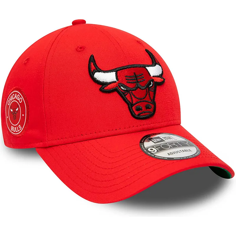 siltovka-zaoblena-cervena-nastavitelny-9forty-team-side-patch-chicago-bulls-nba-new-era