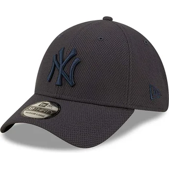 cap-zaoblena-navy-blue-ajustada-39thirty-diamond-era-new-york-yankees-mlb-new-era