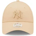 cap-zaoblena-beige-adjustable-strap-9forty-league-essential-new-york-yankees-mlb-new-era