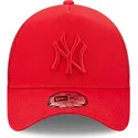 rote-trucker-kappe-mit-rotem-logo-a-frame-tonal-mesh-der-new-york-yankees-mlb-von-new-era