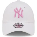 siltovka-zaoblena-biely-nastavitelny-pre-deti-rosa-9forty-league-essential-new-york-yankees-mlb-new-era