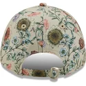 cap-zaoblena-beige-adjustable-strap-9forty-all-over-print-floral-new-york-yankees-mlb-new-era