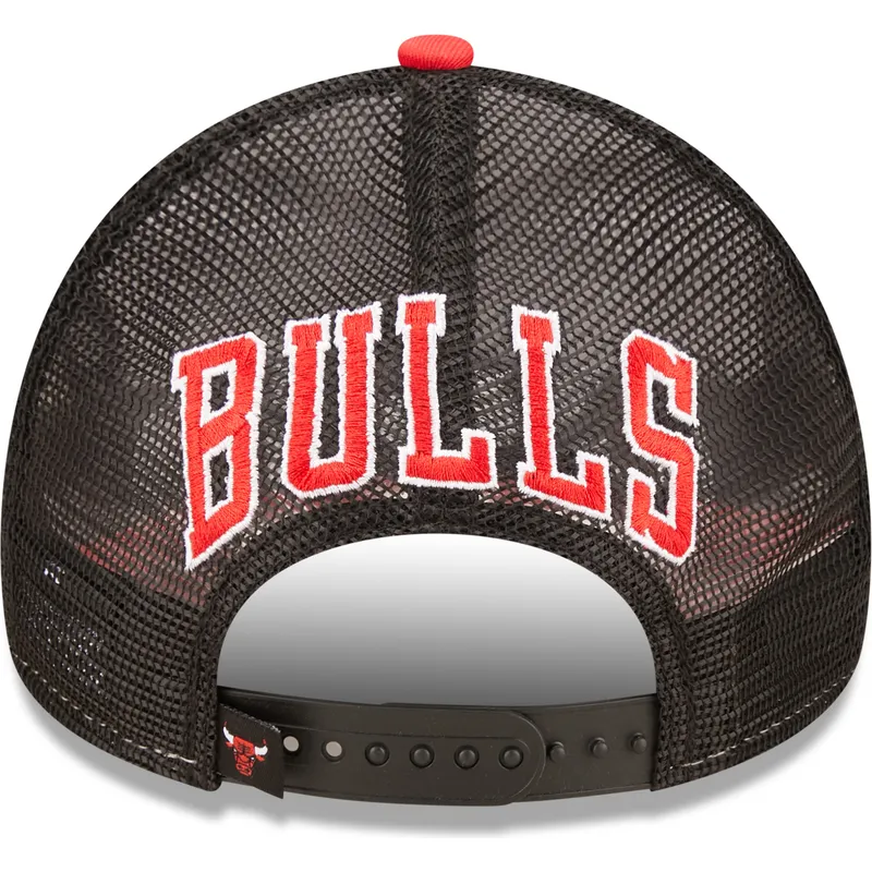 cap-zaoblena-red-snapback-a-frame-team-colour-chicago-bulls-nba-new-era