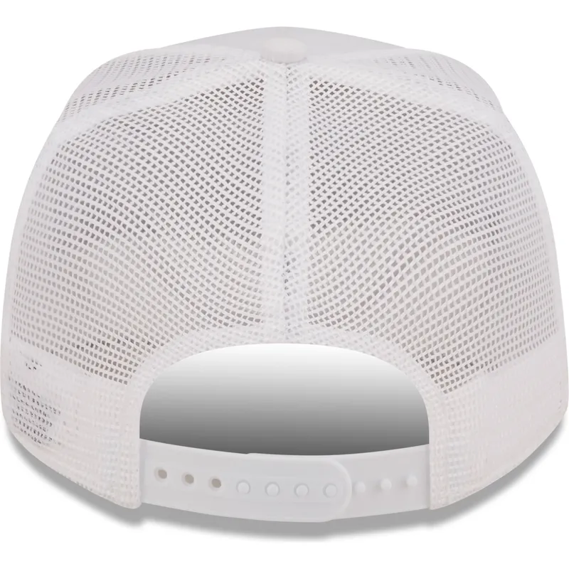cap-zaoblena-white-snapback-a-frame-new-era