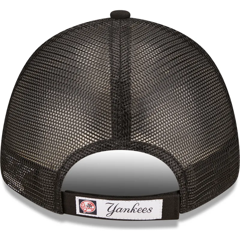 siltovky-zaoblena-kamionista-cierna-nastavitelny-pasik-a-frame-home-field-new-york-yankees-mlb-new-era