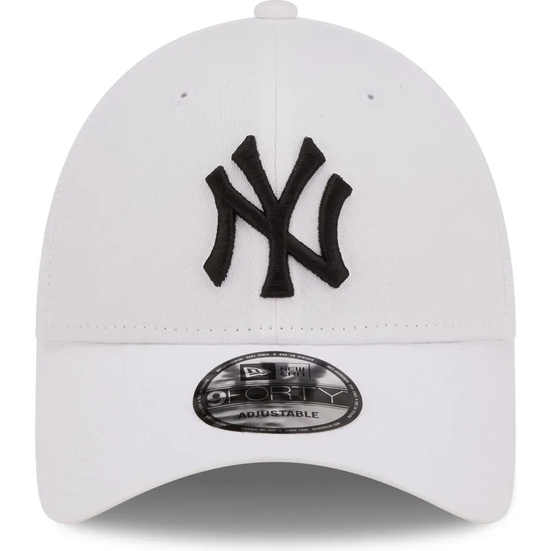 siltovka-zaoblena-biely-nastavitelny-a-frame-home-field-new-york-yankees-mlb-new-era