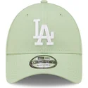 verstellbare-9forty-league-essential-kappe-in-hellgrun-der-los-angeles-dodgers-mlb-von-new-era