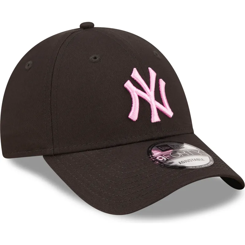 siltovka-zaoblena-cierna-nastavitelny-rosa-9forty-league-essential-new-york-yankees-mlb-new-era siltovka-zaoblena-cierna-nastavitelny-rosa-9forty-league-essential-new-york-yankees-mlb-new-era
