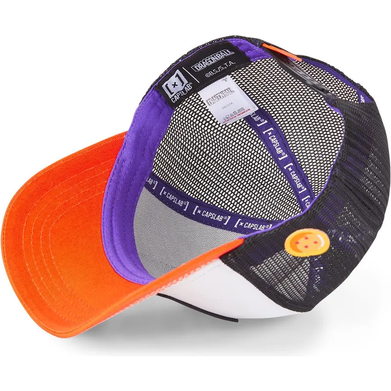 cap-zaoblena-white-snapback-son-goku-dragon-ball-capslab