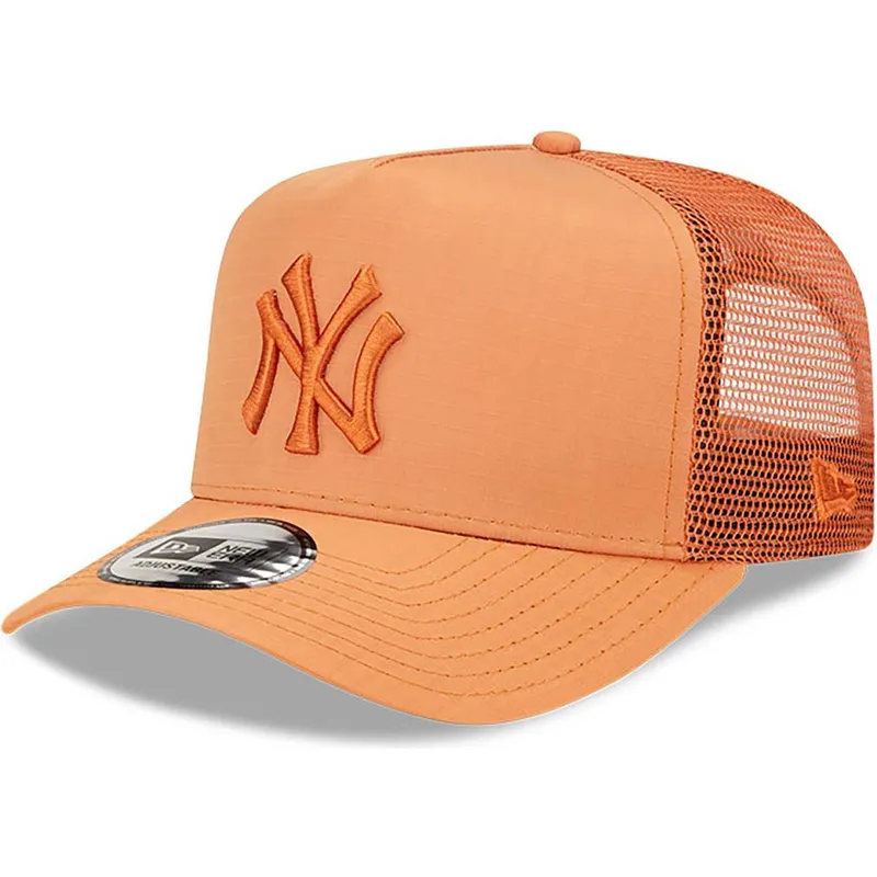 siltovka-zaoblena-hneda-snapback-a-frame-tech-ripstop-new-york-yankees-mlb-new-era