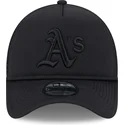 schwarze-trucker-kappe-mit-schwarzem-logo-9forty-a-frame-all-day-trucker-der-oakland-athletics-mlb-von-new-era