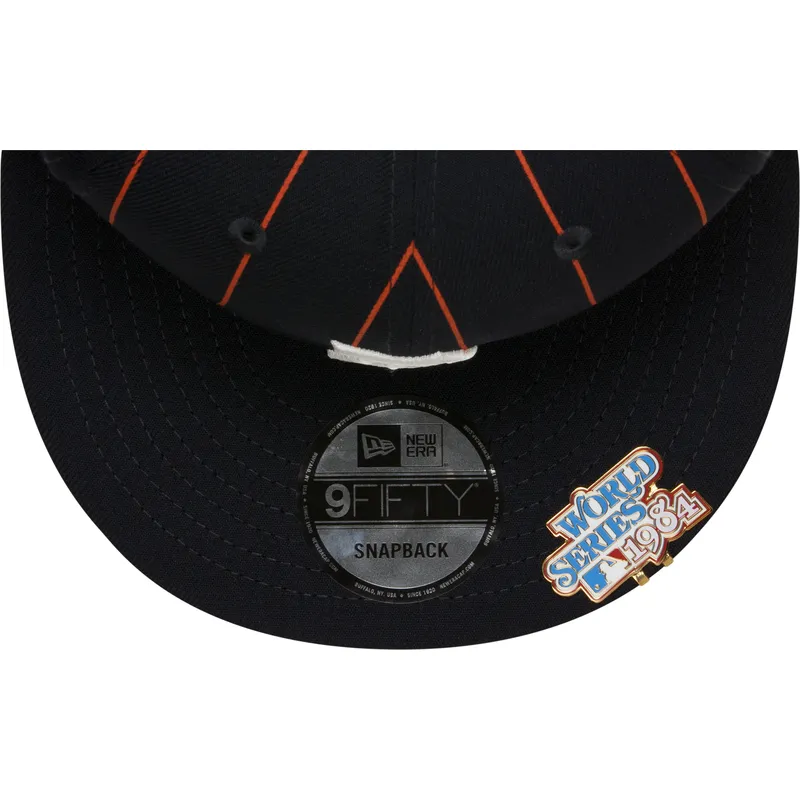 marineblaue-flache-snapback-kappe-9fifty-pinstripe-visor-clip-der-detroit-tigers-mlb-von-new-era