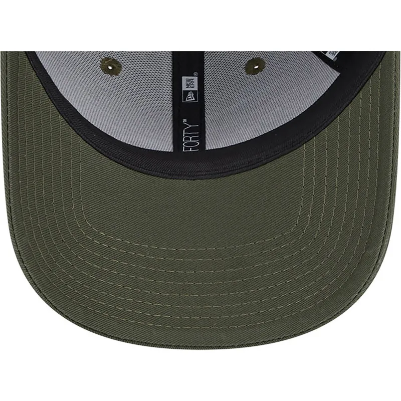 cap-zaoblena-green-adjustable-strap-9forty-seasonal-vespa-piaggio-new-era
