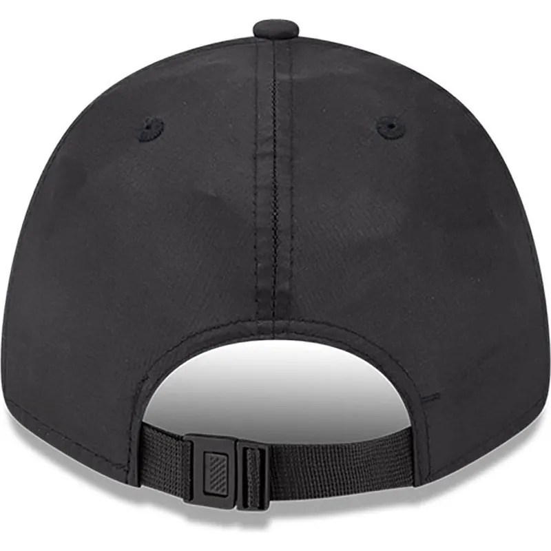 schwarze-verstellbare-curved-cap-9forty-ripstop-von-ducati-motor-motogp-von-new-era