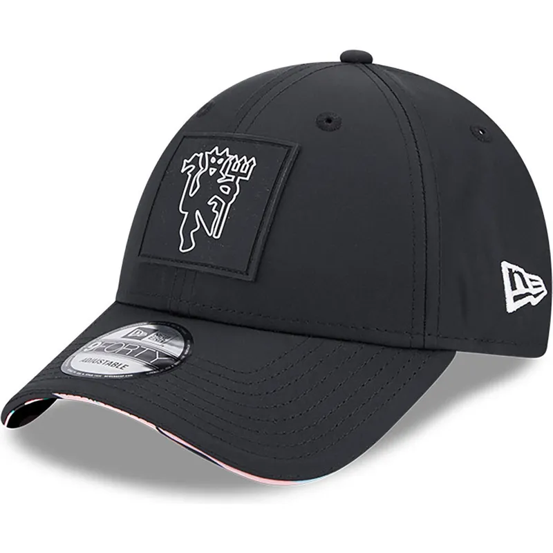 siltovka-zaoblena-cierna-snapback-9forty-all-over-print-zebra-visor-manchester-united-football-club-premier-league-new-era siltovka-zaoblena-cierna-snapback-9forty-all-over-print-zebra-visor-manchester-united-football-club-premier-league-new-era