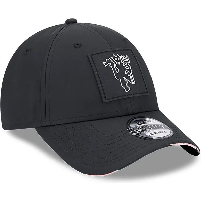 siltovka-zaoblena-cierna-snapback-9forty-all-over-print-zebra-visor-manchester-united-football-club-premier-league-new-era siltovka-zaoblena-cierna-snapback-9forty-all-over-print-zebra-visor-manchester-united-football-club-premier-league-new-era