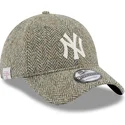 siltovky-zaoblena-siva-nastavitelny-pasik-9twenty-tweed-pack-new-york-yankees-mlb-new-era