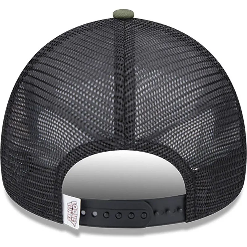 siltovka-zaoblena-zelena-snapback-a-frame-piolin-y-silvestre-looney-tunes-new-era