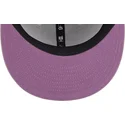 beige-snapback-kappe-mit-flachem-schirm-und-orangefarbenem-logo-9fifty-side-patch-der-new-york-yankees-mlb-von-new-era