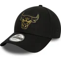 siltovka-zaoblena-cierna-nastavitelny-9forty-metallic-badge-chicago-bulls-nba-new-era