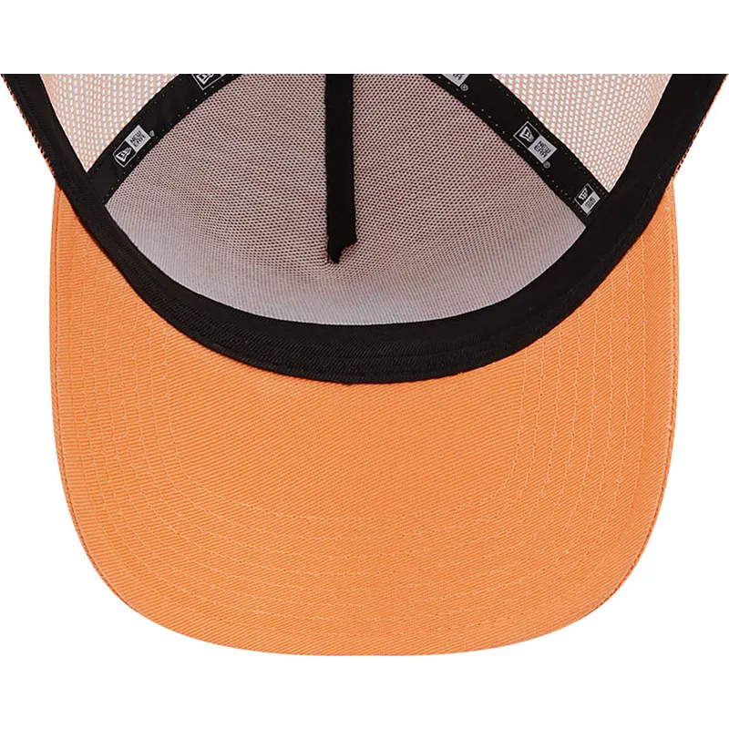 siltovka-zaoblena-oranzova-snapback-a-frame-league-essential-new-york-yankees-mlb-new-era