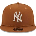 siltovka-rovna-hneda-snapback-9fifty-league-essential-new-york-yankees-mlb-new-era