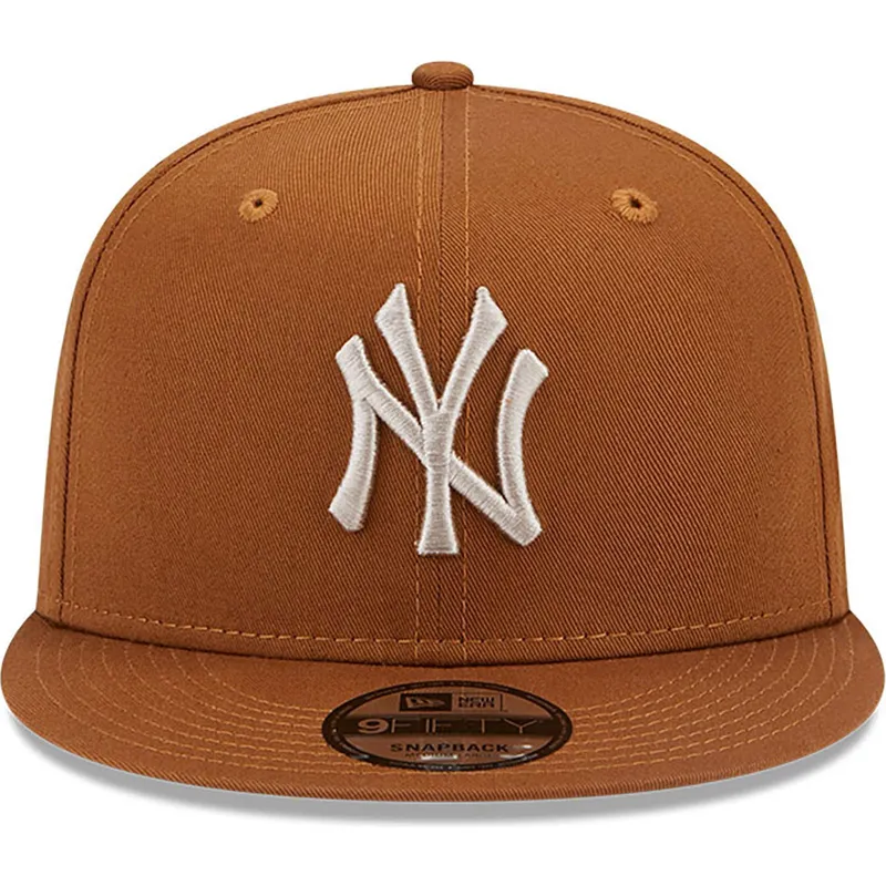 siltovka-rovna-hneda-snapback-9fifty-league-essential-new-york-yankees-mlb-new-era