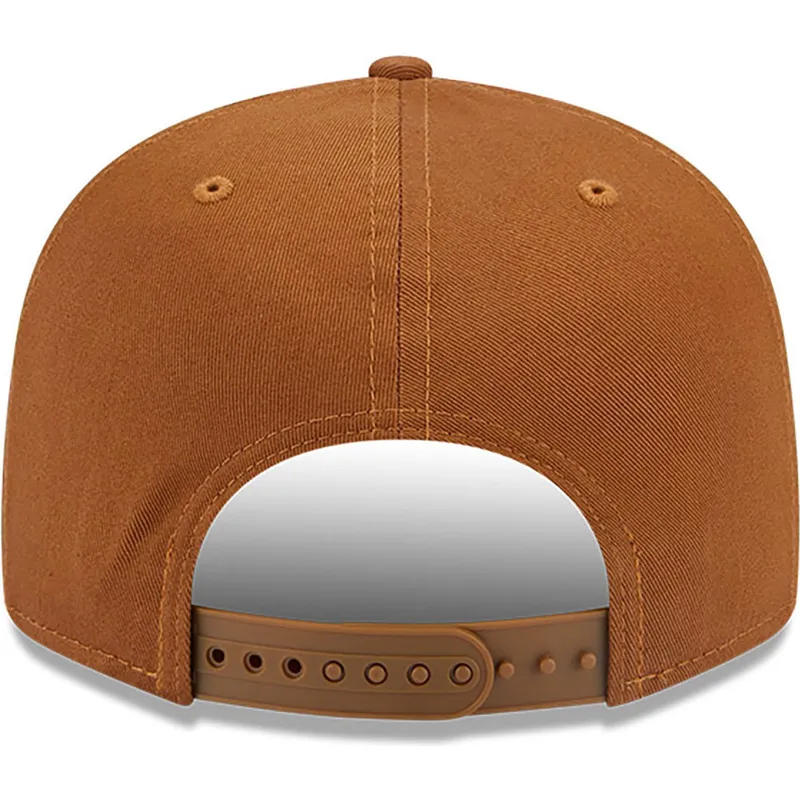 siltovka-rovna-hneda-snapback-9fifty-league-essential-new-york-yankees-mlb-new-era