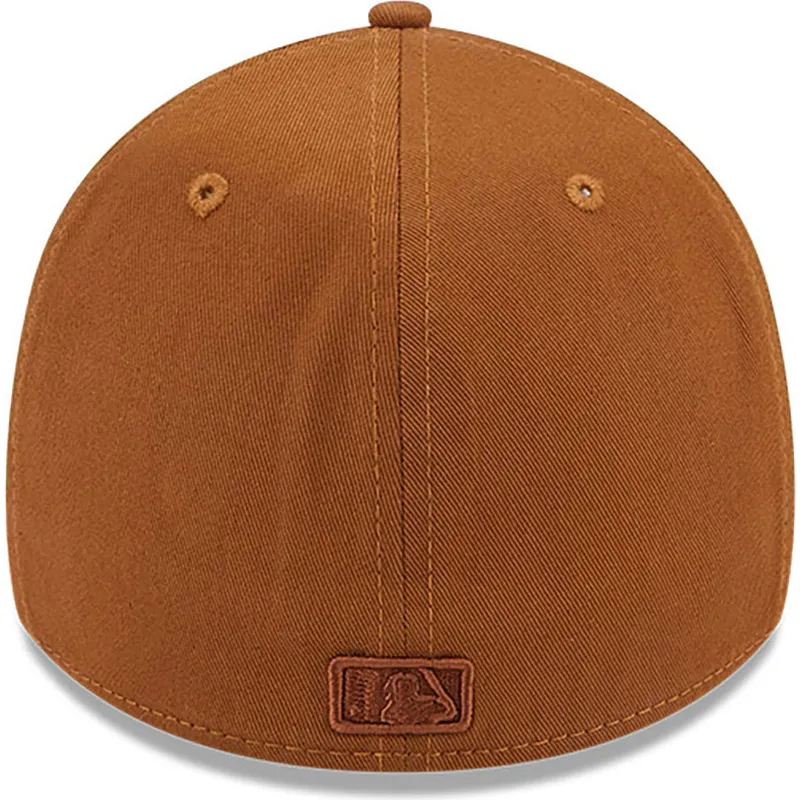siltovka-zaoblena-hneda-upravena-39thirty-league-essential-new-york-yankees-mlb-new-era