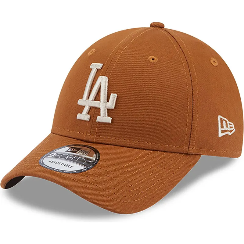 siltovka-zaoblena-hneda-nastavitelny-9forty-league-essential-los-angeles-dodgers-mlb-new-era siltovka-zaoblena-hneda-nastavitelny-9forty-league-essential-los-angeles-dodgers-mlb-new-era