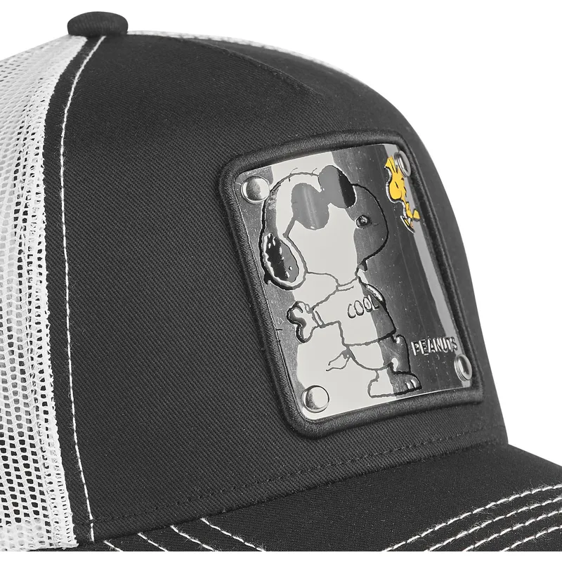 cap-zaoblena-black-snapback-snoopy-peanuts-capslab cap-zaoblena-black-snapback-snoopy-peanuts-capslab