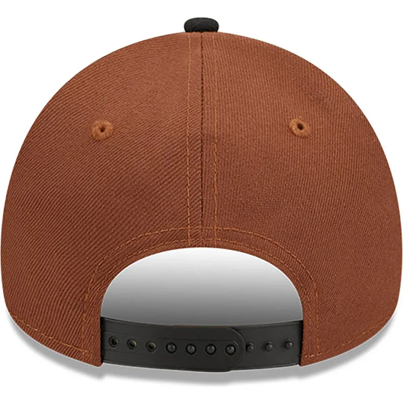 siltovka-zaoblena-hneda-snapback-9forty-a-frame-harvest-new-york-yankees-mlb-new-era siltovka-zaoblena-hneda-snapback-9forty-a-frame-harvest-new-york-yankees-mlb-new-era