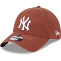 cap-zaoblena-brown-adjustable-strap-9twenty-league-essential-new-york-yankees-mlb-new-era